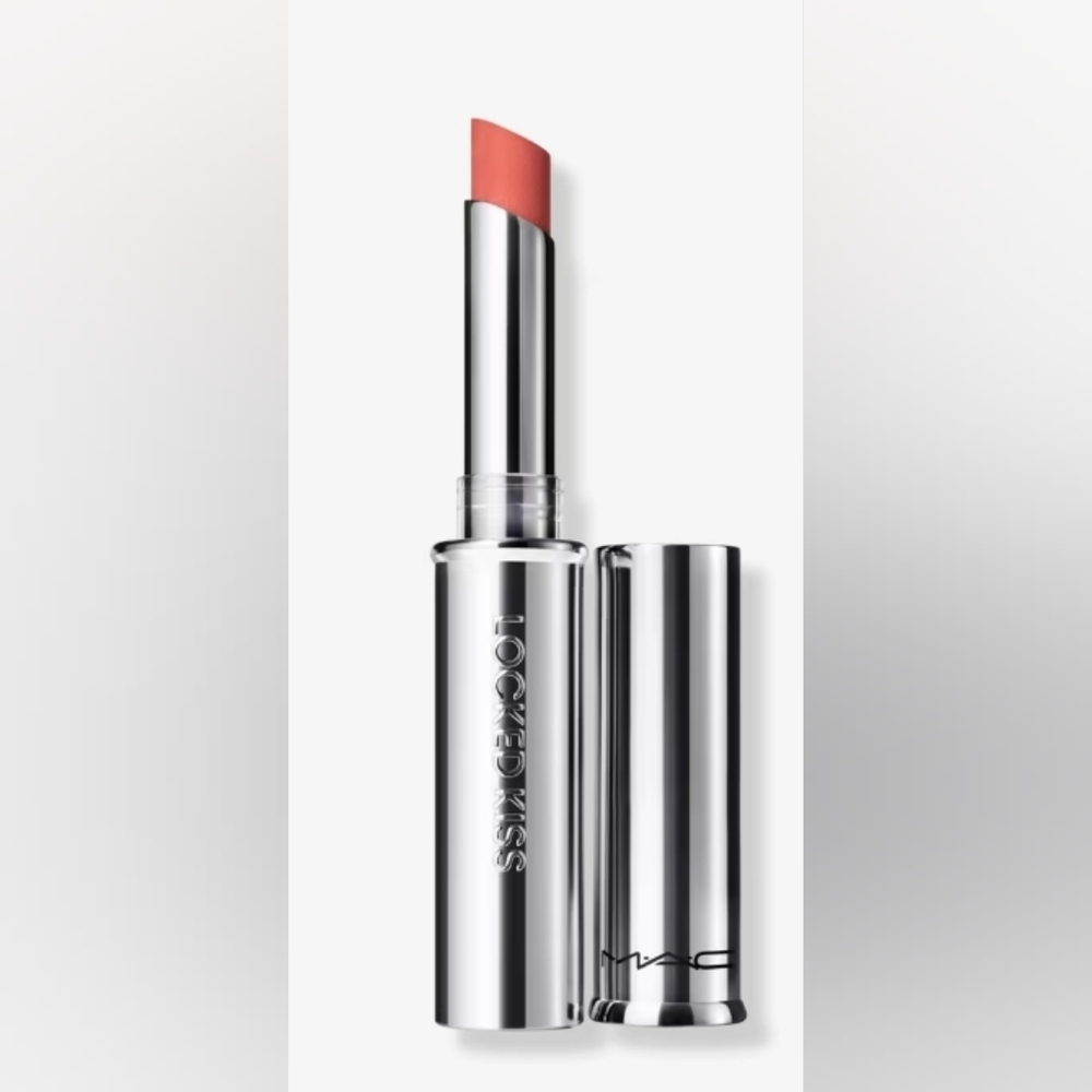 MAC Locked Kiss 24HR Lipstick "Mull it Over & Over" NEW